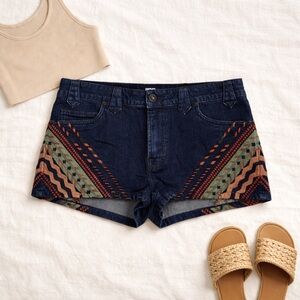 BDG Embroidered Denim Shorts Size 29 Dark Wash Boho Festival Low Rise Stretch